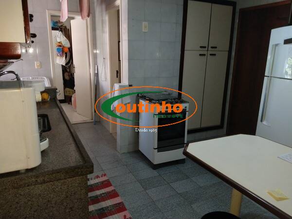 Apartamento à venda com 3 quartos, 129m² - Foto 25