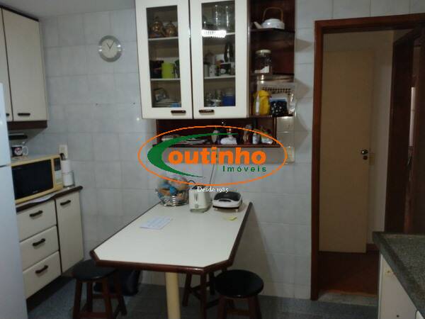 Apartamento à venda com 3 quartos, 129m² - Foto 28