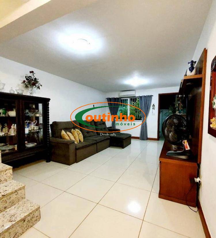 Casa à venda com 3 quartos, 151m² - Foto 3