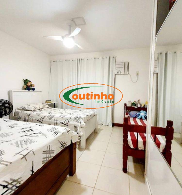 Casa à venda com 3 quartos, 151m² - Foto 18