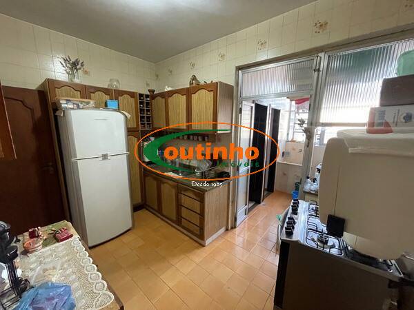 Apartamento à venda com 2 quartos, 92m² - Foto 14