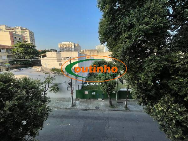 Apartamento à venda com 2 quartos, 92m² - Foto 3