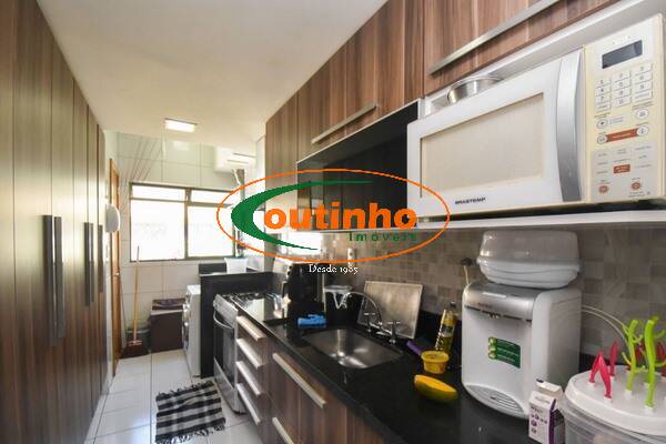 Apartamento à venda com 3 quartos, 180m² - Foto 13