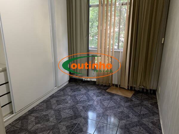 Apartamento à venda com 2 quartos, 69m² - Foto 4