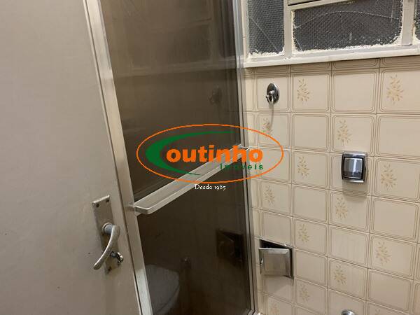 Apartamento à venda com 2 quartos, 69m² - Foto 7