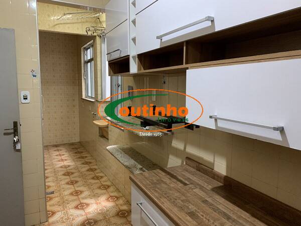 Apartamento à venda com 2 quartos, 69m² - Foto 12