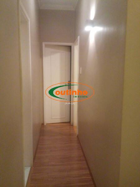 Apartamento à venda com 2 quartos, 69m² - Foto 5