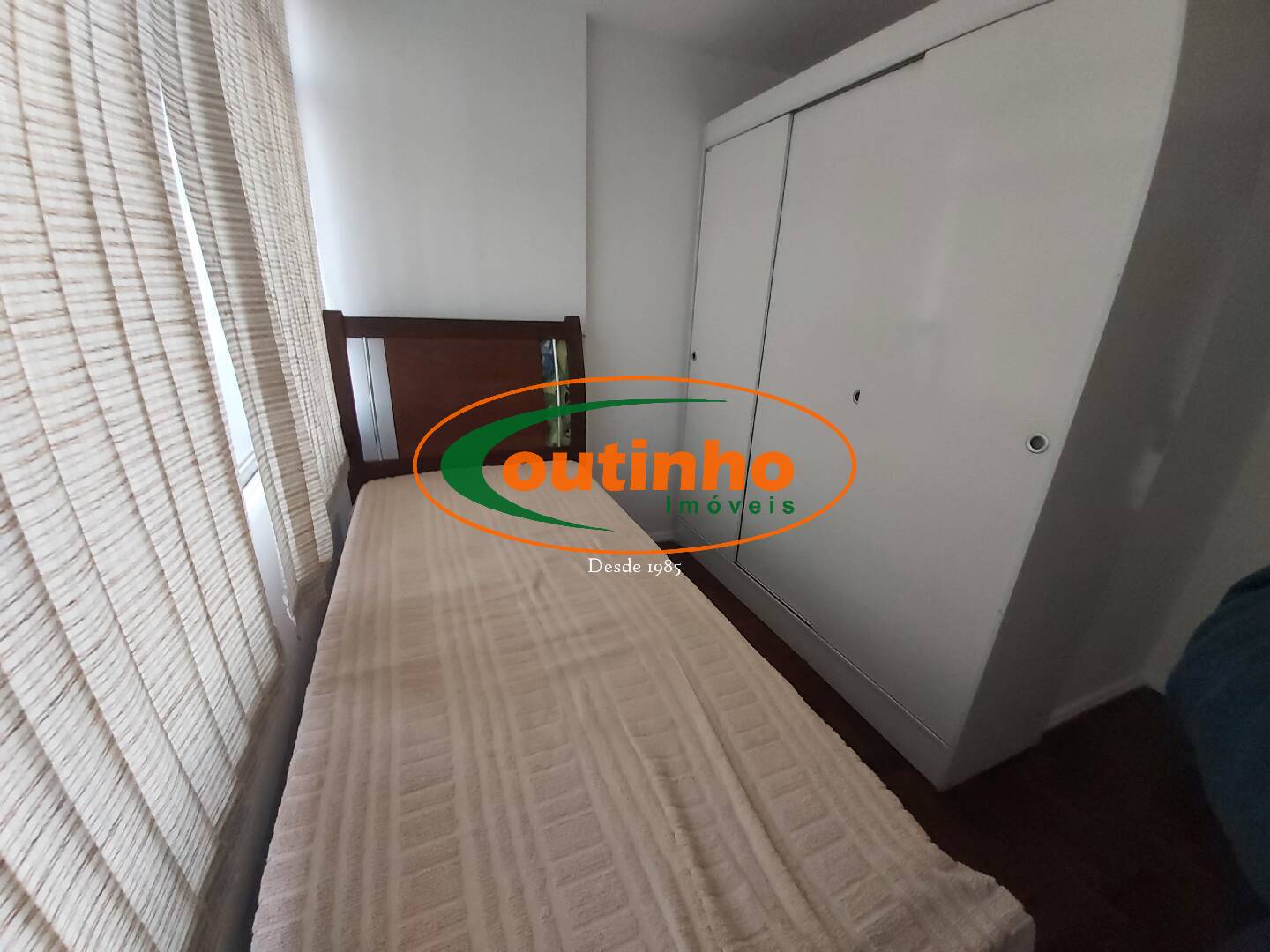 Apartamento à venda com 2 quartos, 56m² - Foto 11