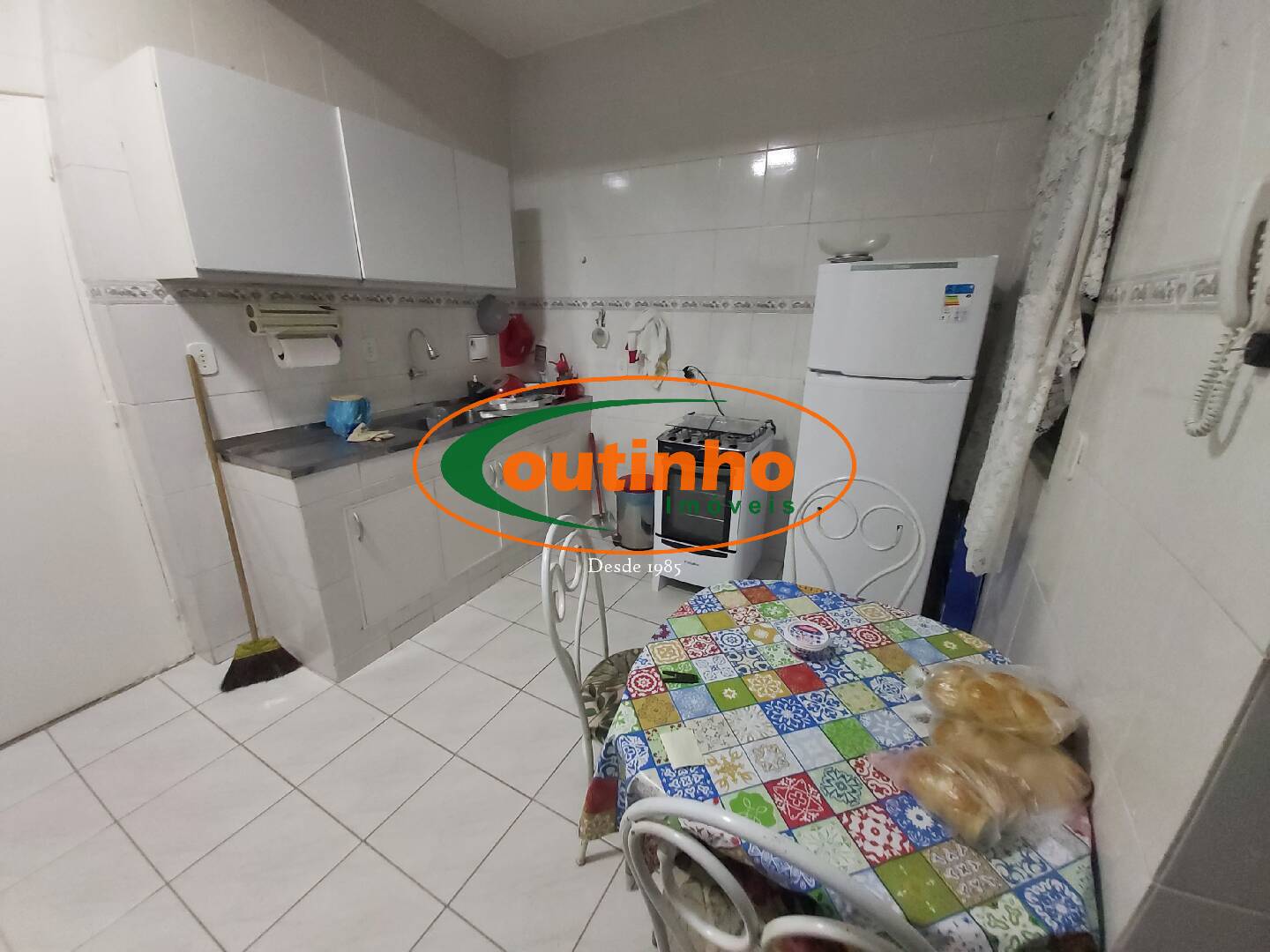 Apartamento à venda com 2 quartos, 56m² - Foto 13