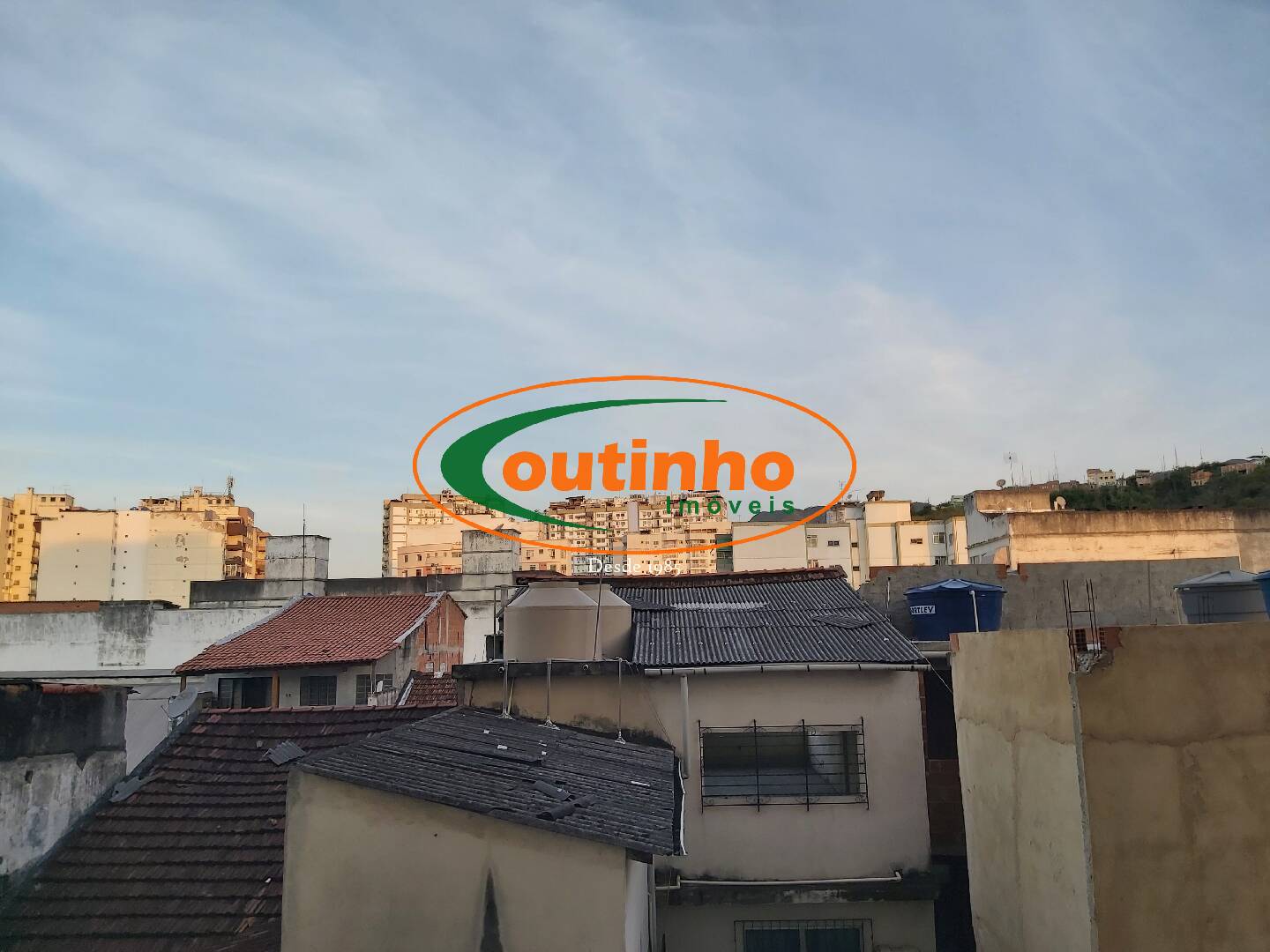 Apartamento à venda com 2 quartos, 56m² - Foto 1