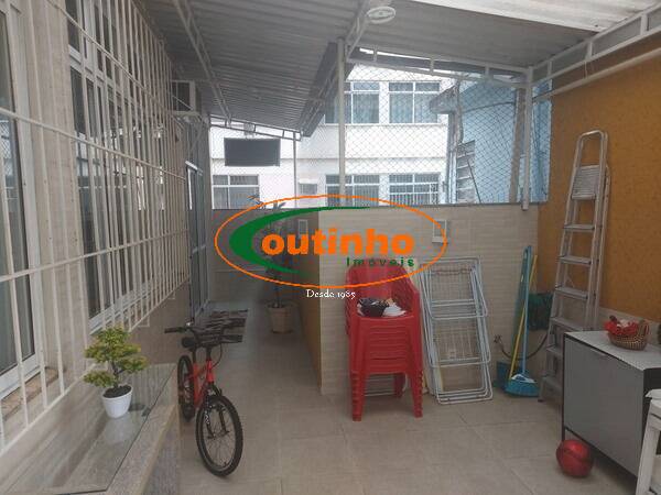 Apartamento à venda com 3 quartos, 115m² - Foto 6