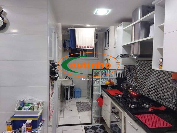 Apartamento à venda com 3 quartos, 115m² - Foto 17