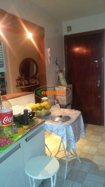 Apartamento à venda com 3 quartos, 70m² - Foto 17