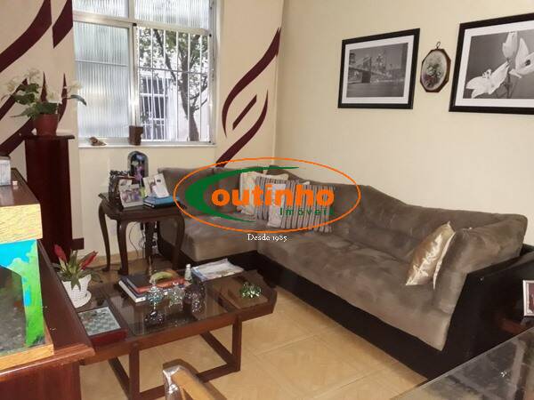 Apartamento à venda com 3 quartos, 70m² - Foto 4