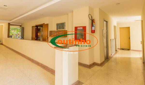 Apartamento à venda com 4 quartos, 158m² - Foto 21