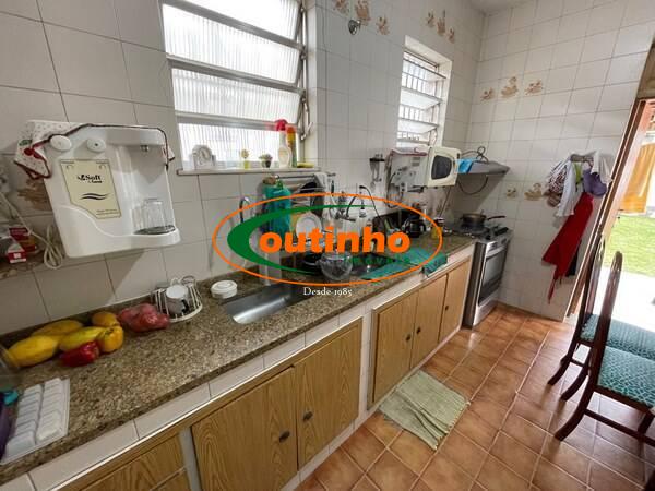 Casa à venda com 5 quartos, 175m² - Foto 26