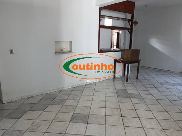 Casa à venda com 4 quartos, 300m² - Foto 28