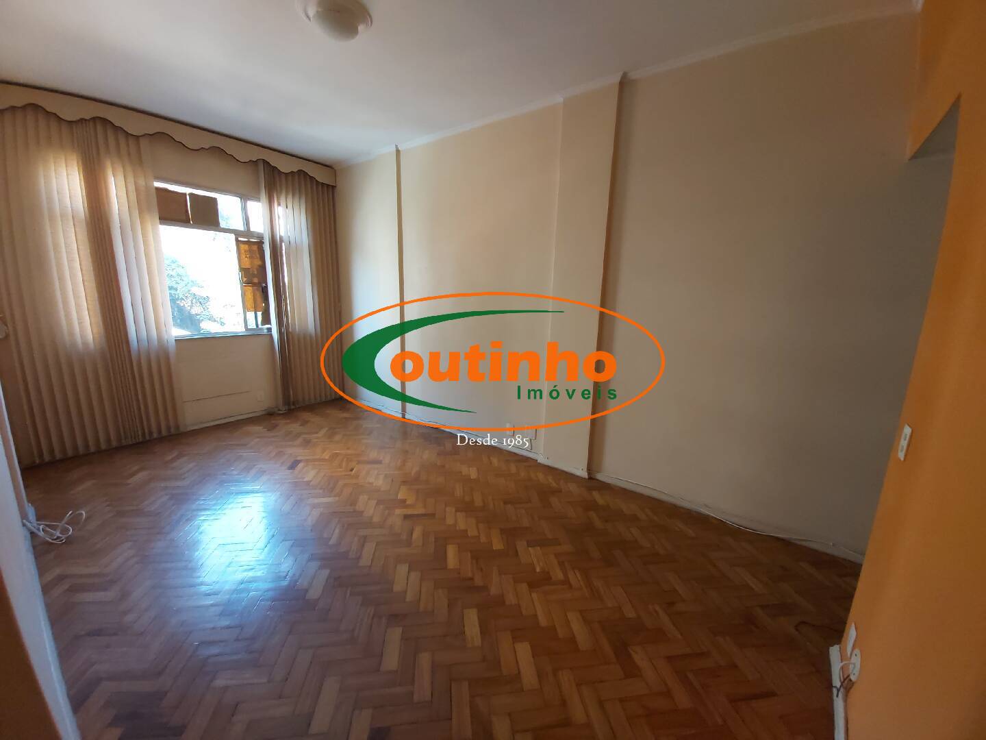 Apartamento à venda com 2 quartos, 74m² - Foto 9