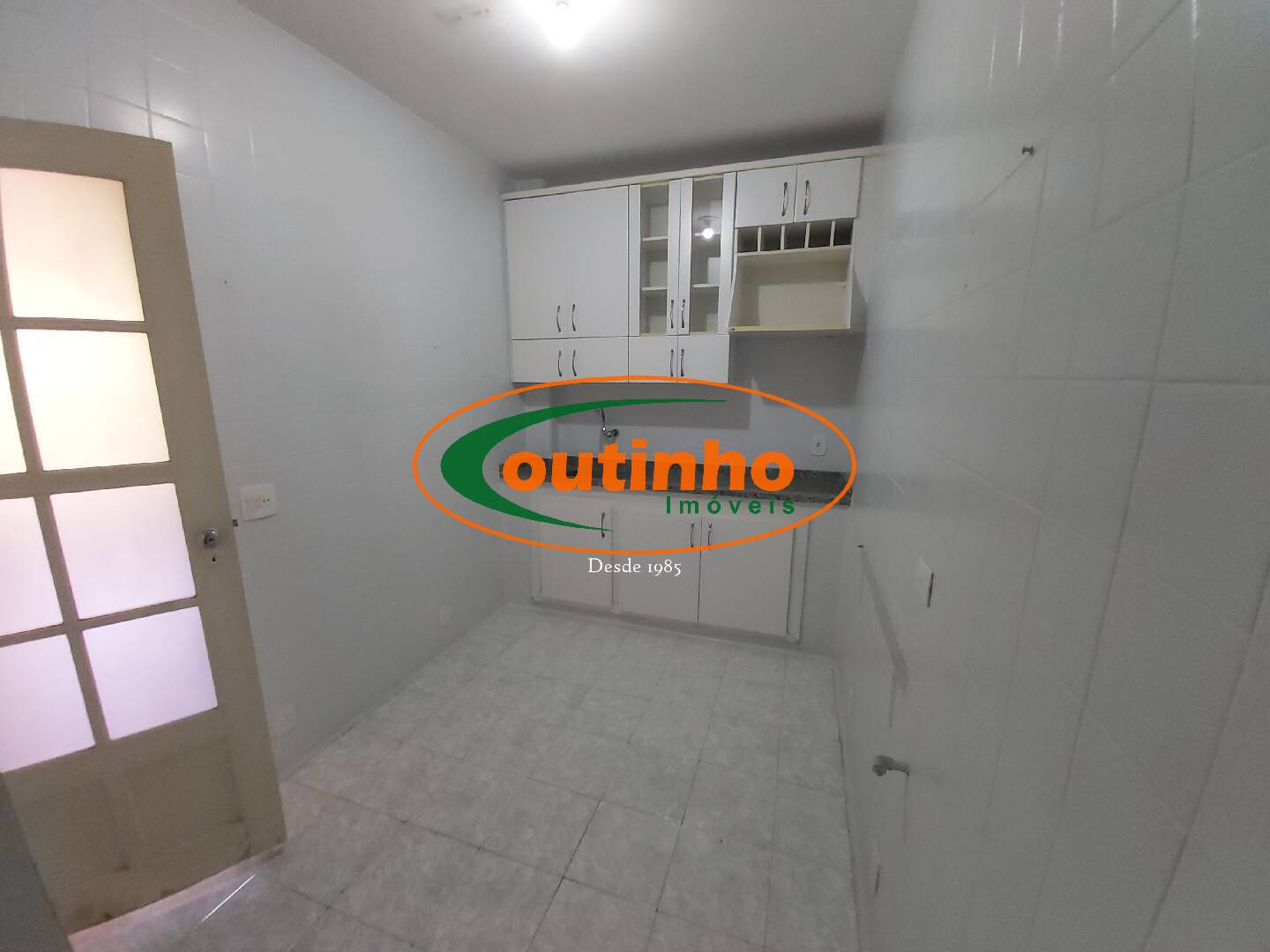 Apartamento à venda com 2 quartos, 74m² - Foto 13