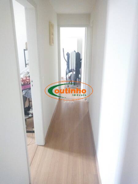 Apartamento à venda com 2 quartos, 67m² - Foto 5