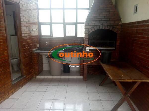 Apartamento à venda com 2 quartos, 67m² - Foto 9