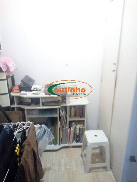 Apartamento à venda com 2 quartos, 67m² - Foto 8