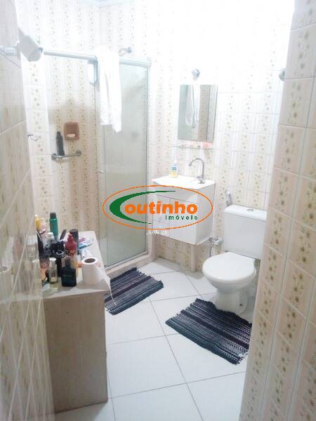 Apartamento à venda com 2 quartos, 67m² - Foto 15