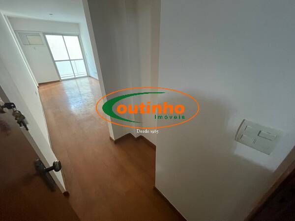 Apartamento à venda com 3 quartos, 80m² - Foto 13