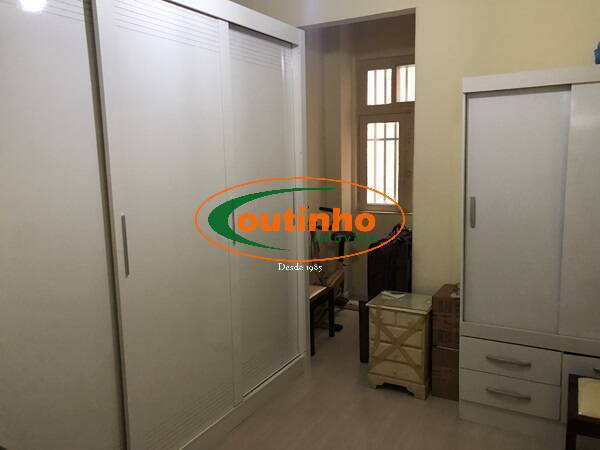 Apartamento à venda com 2 quartos, 70m² - Foto 25