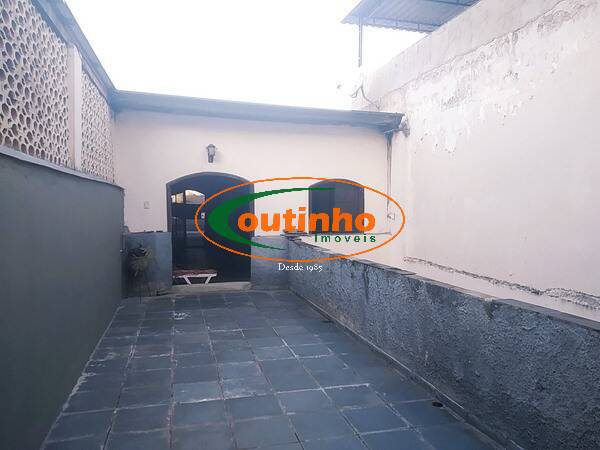 Apartamento à venda com 4 quartos, 274m² - Foto 1