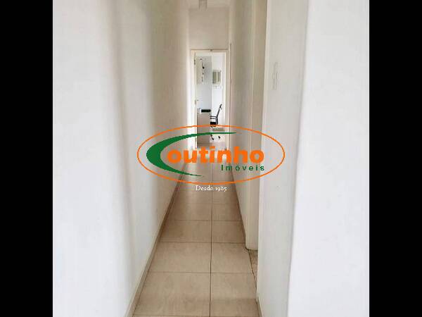 Apartamento à venda com 2 quartos, 65m² - Foto 12