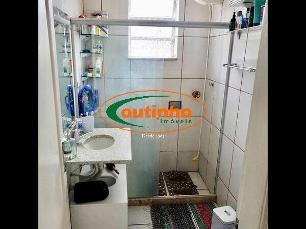 Apartamento à venda com 2 quartos, 65m² - Foto 20