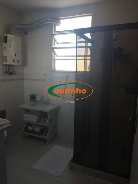 Apartamento à venda com 2 quartos, 72m² - Foto 35