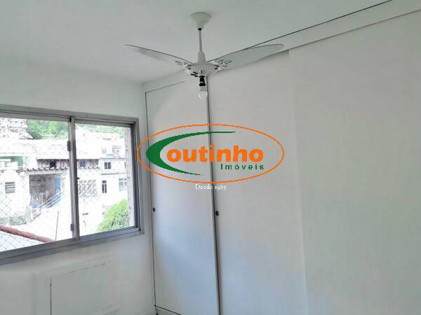 Apartamento à venda com 2 quartos, 56m² - Foto 10