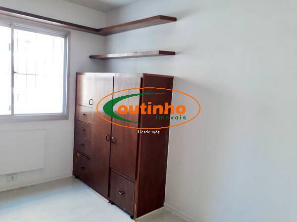 Apartamento à venda com 2 quartos, 56m² - Foto 11