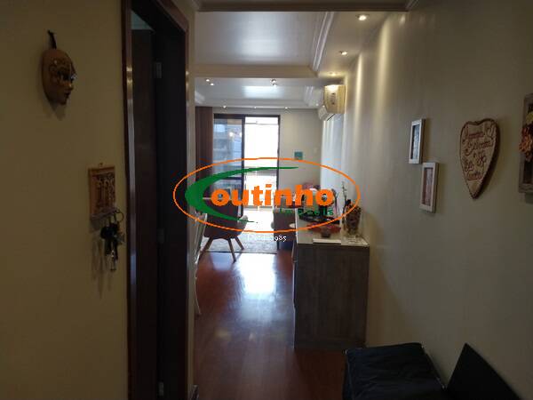 Apartamento à venda com 3 quartos, 118m² - Foto 9