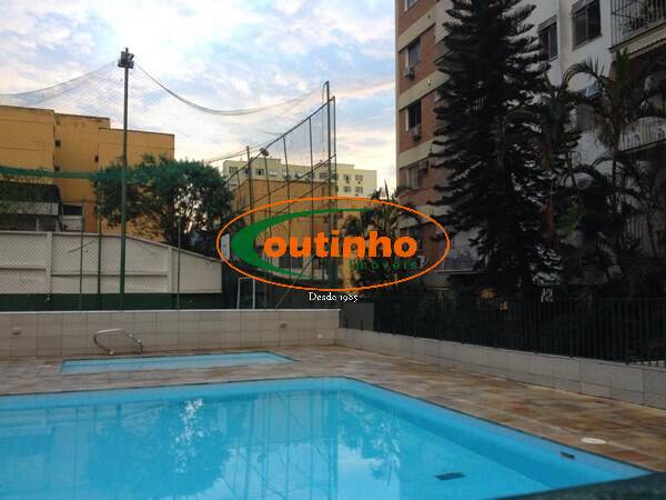 Apartamento à venda com 2 quartos, 66m² - Foto 4