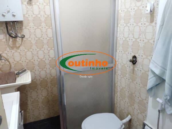 Apartamento à venda com 1 quarto, 42m² - Foto 13