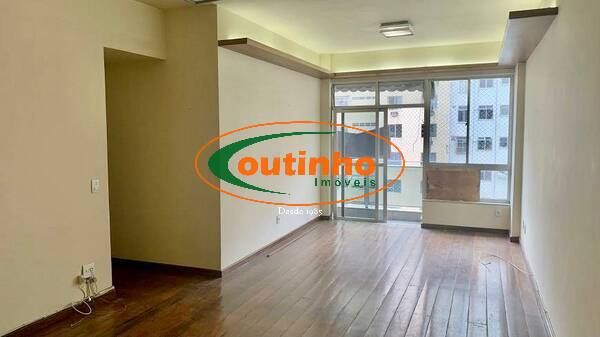 Apartamento à venda com 3 quartos, 108m² - Foto 1