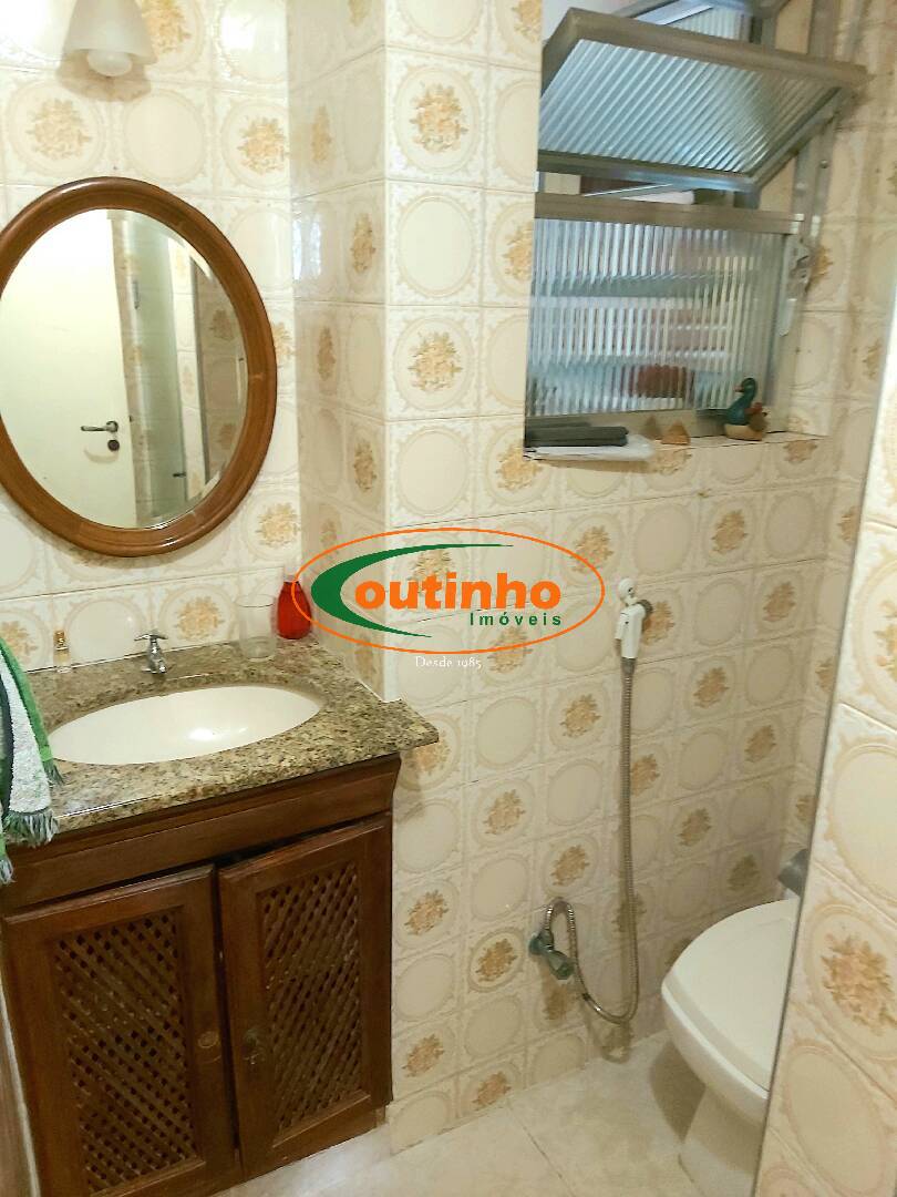 Apartamento à venda com 2 quartos, 87m² - Foto 17