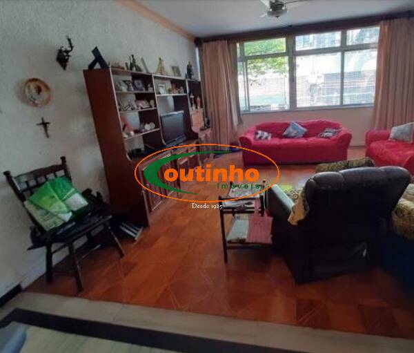 Casa à venda com 3 quartos, 200m² - Foto 4