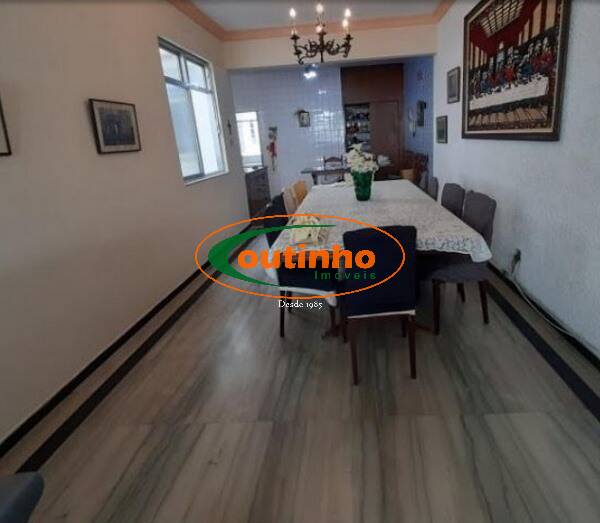 Casa à venda com 3 quartos, 200m² - Foto 14