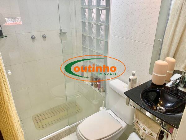 Apartamento à venda com 3 quartos, 115m² - Foto 18