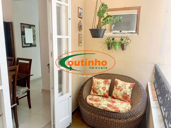 Apartamento à venda com 3 quartos, 115m² - Foto 26