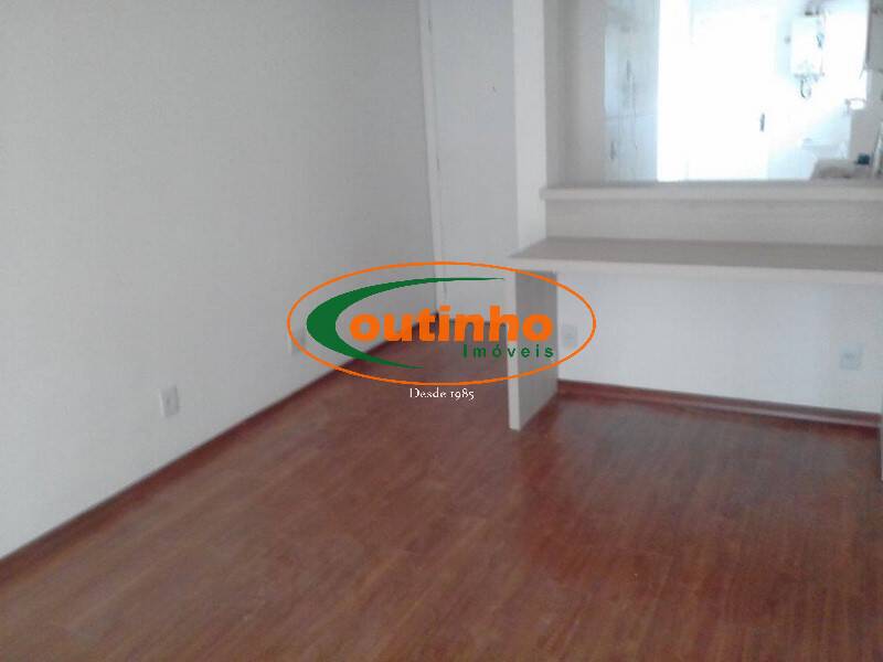 Apartamento à venda com 2 quartos, 80m² - Foto 15