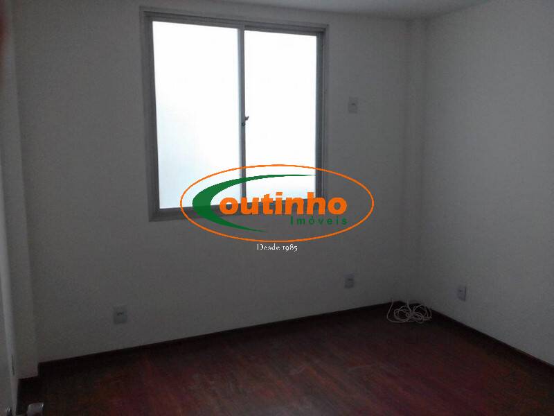 Apartamento à venda com 2 quartos, 80m² - Foto 17