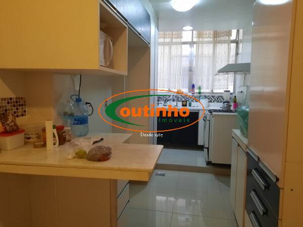 Apartamento à venda com 4 quartos, 144m² - Foto 5