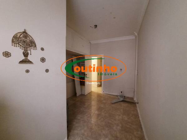 Apartamento à venda com 4 quartos, 144m² - Foto 11