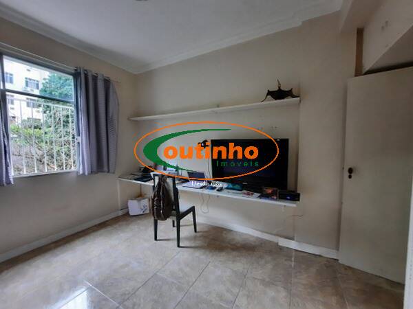 Apartamento à venda com 4 quartos, 144m² - Foto 18