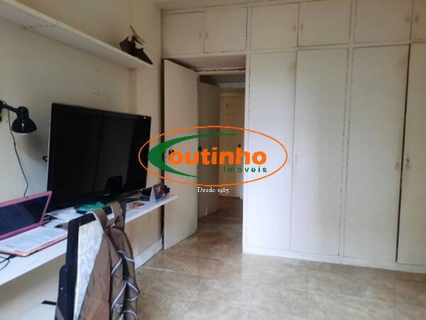 Apartamento à venda com 4 quartos, 144m² - Foto 17